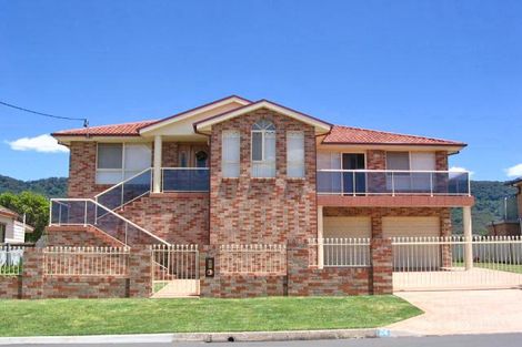 24 Russell St, Balgownie, NSW 2519