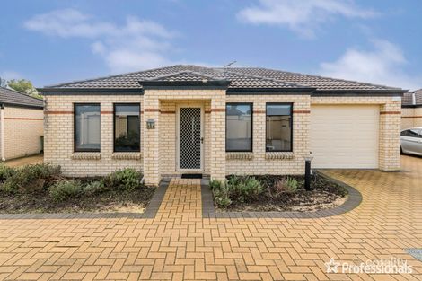 Property photo of 2/104 Westfield Road Kelmscott WA 6111