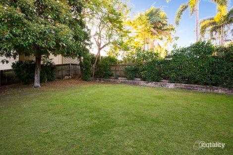 12 Fagan Rd, Herston, QLD 4006