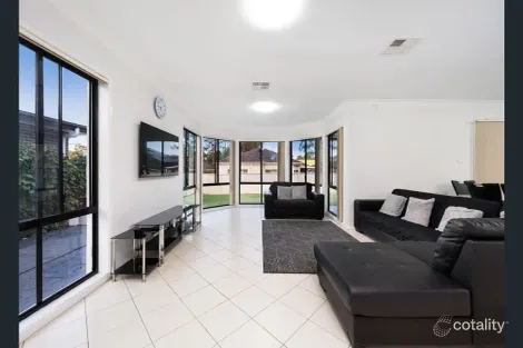 Property photo of 19 Idriess Place Edensor Park NSW 2176