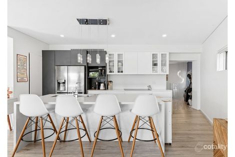 Property photo of 3 Gnarbo Avenue Carss Park NSW 2221