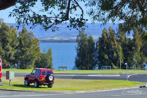 Property photo of 47 Henricks Parade Mount Warrigal NSW 2528