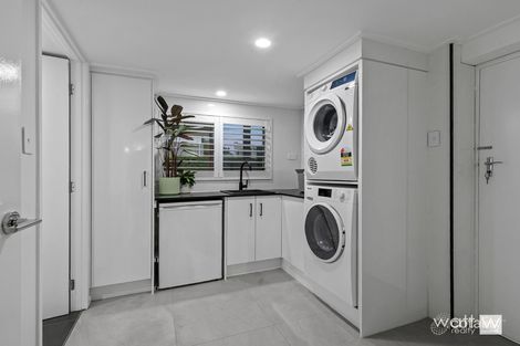 Property photo of 18 Craigslea Street Chermside West QLD 4032