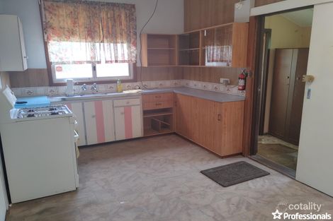 Property photo of 7 Houtman Street Wonthella WA 6530