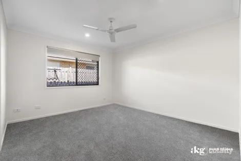Property photo of 37 Flora Terrace Pimpama QLD 4209
