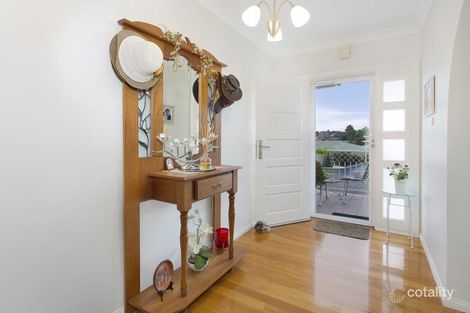 Property photo of 6 Corella Close Shellharbour NSW 2529