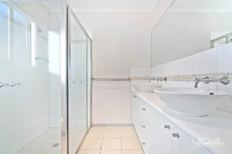 Property photo of 6 Niblick Street Rye VIC 3941