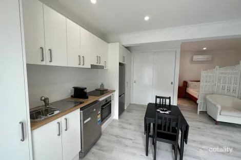 2 Wairakei Rd, Wamberal, NSW 2260