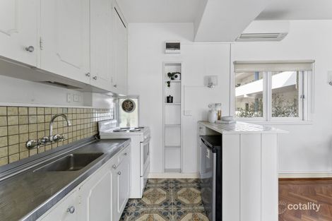 Property photo of 2/68 Mathoura Road Toorak VIC 3142