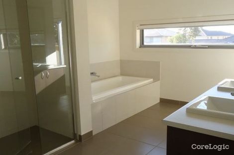 Property photo of 137 Beachview Parade Point Cook VIC 3030