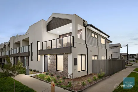 18 Bleeker Way, Fraser Rise, VIC 3336