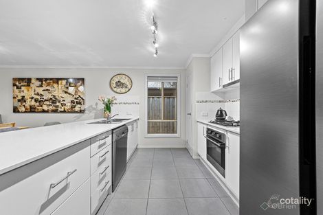 Property photo of 54 Linden Tree Way Cranbourne North VIC 3977
