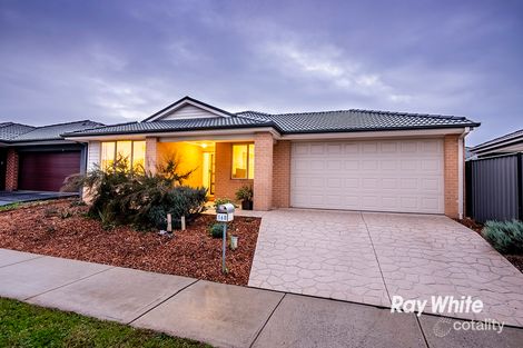 Property photo of 160 Selandra Boulevard Clyde North VIC 3978