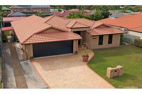 29 Miles Cres, Manly West, QLD 4179