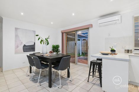 Property photo of 73 Bowman Drive Mill Park VIC 3082
