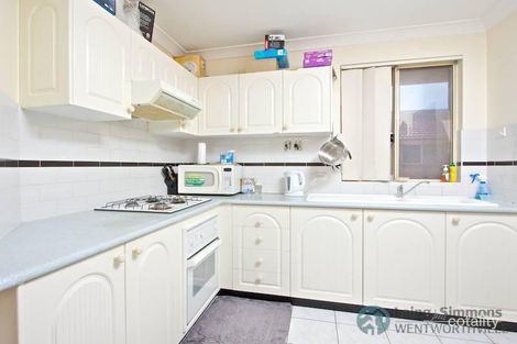 Property photo of 4/102-104 Stapleton Street Pendle Hill NSW 2145