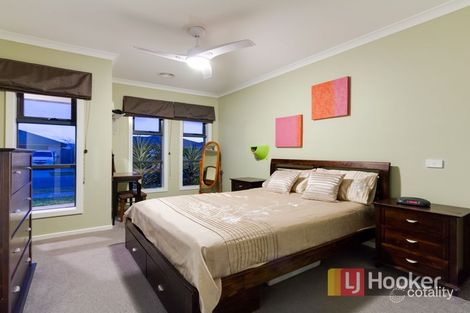 Property photo of 6 Monmouth Road Cranbourne East VIC 3977