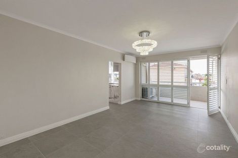 Property photo of 13/68 Chapel Street St Kilda VIC 3182