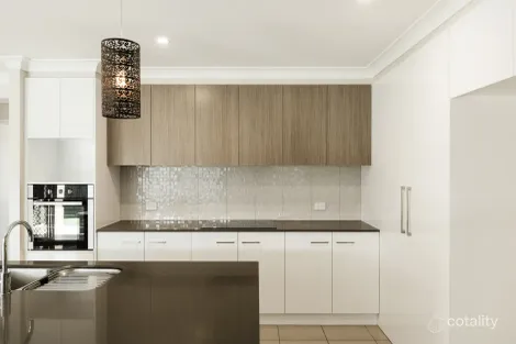 Property photo of 71 Entabeni Drive Kearneys Spring QLD 4350