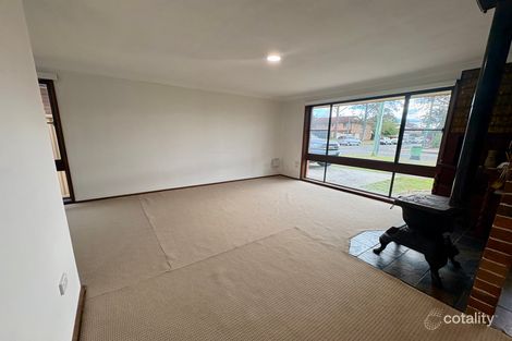 Property photo of 16 Woodland Avenue Oxley Park NSW 2760