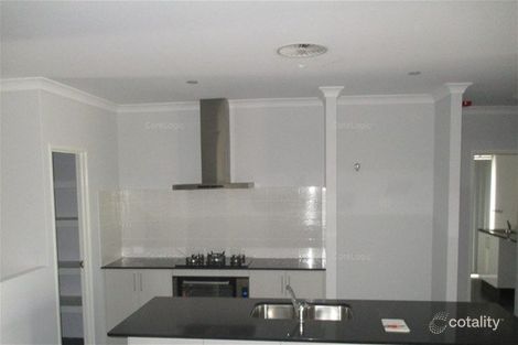 Property photo of 5 Arcoona Avenue Golden Bay WA 6174