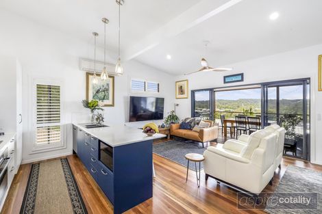 Property photo of 28 Willowood Crescent Nambour QLD 4560