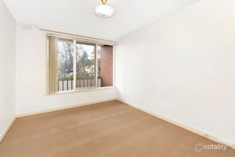 Property photo of 2/1080 Glen Huntly Road Glen Huntly VIC 3163