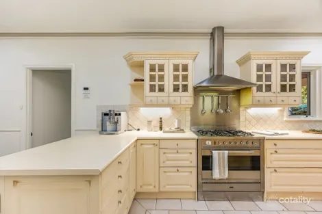 Property photo of 5 Muirfield Avenue Stirling SA 5152