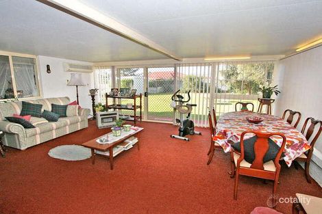 Property photo of 66 Dalman Parkway Glenfield Park NSW 2650