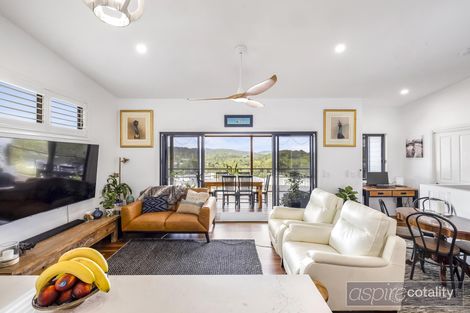 Property photo of 28 Willowood Crescent Nambour QLD 4560