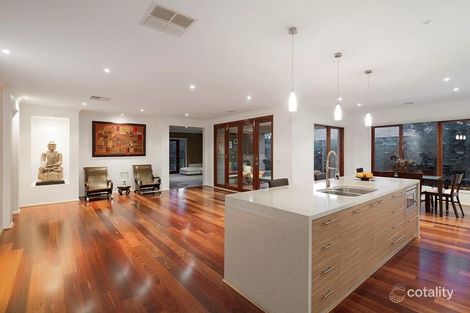 Property photo of 18 Binglebay Avenue Waterways VIC 3195