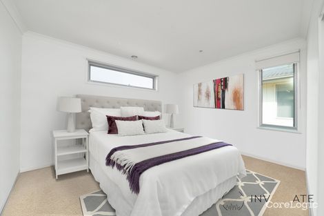 Property photo of 61 Broadbeach Circuit Point Cook VIC 3030