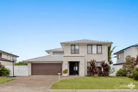 19 Annies Ct, Benowa, QLD 4217