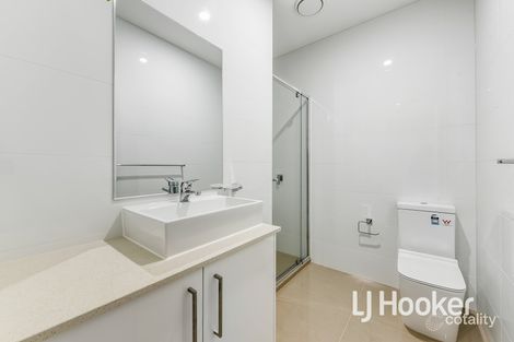 Property photo of 5 Autumn Crescent Carrum Downs VIC 3201