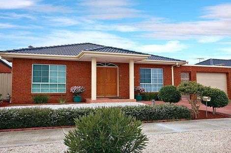 20 Chesterfield Rd, Cairnlea, VIC 3023
