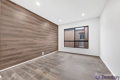 Property photo of 12 Turmeric Avenue Mickleham VIC 3064