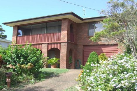 22 Leonard Ave, Shoal Bay, NSW 2315