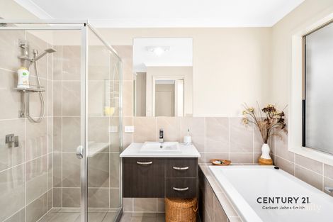 Property photo of 9 Langdon Way Mount Hutton NSW 2290
