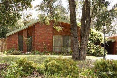 30 Hermitage Ave, Mount Clear, VIC 3350