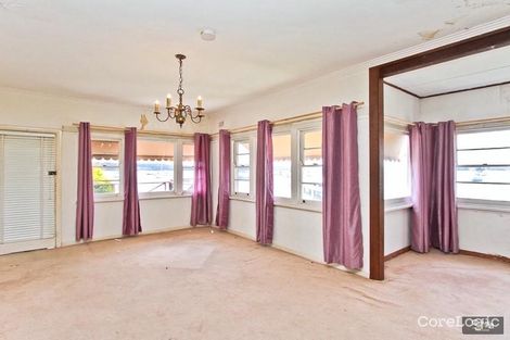 Property photo of 135 Dilkera Avenue Valentine NSW 2280