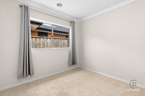 Property photo of 93 Bensonhurst Parade Point Cook VIC 3030