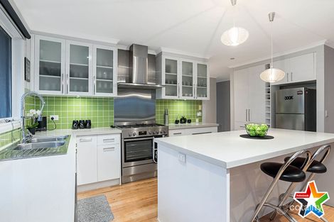 Property photo of 44 Landstrom Quadrant Kilsyth VIC 3137