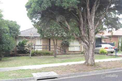 Property photo of 1 Pilosa Place Endeavour Hills VIC 3802