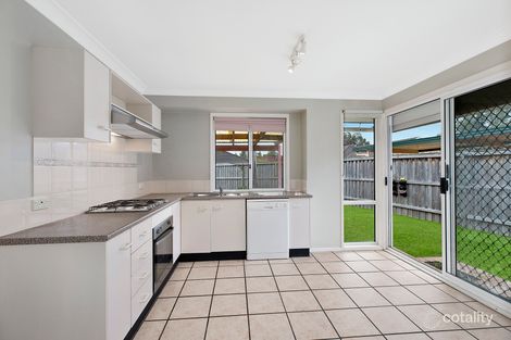 Property photo of 17 Castlereagh Crescent Bateau Bay NSW 2261
