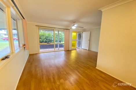 Property photo of 11 Fraser Crescent Albion Park NSW 2527