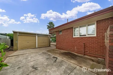 Property photo of 26 Cudal Place Armadale WA 6112
