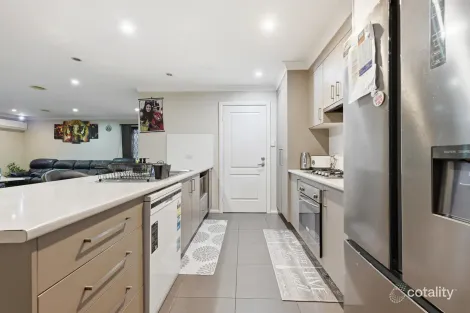 Property photo of 4 Emmaville Street Orange NSW 2800