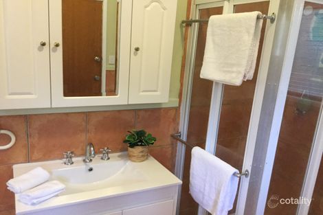 Property photo of 28 James Street Coochiemudlo Island QLD 4184