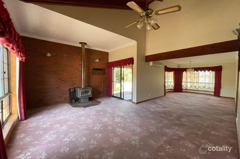 Property photo of 48 Akoonah Drive Golden Square VIC 3555