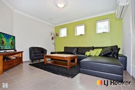 Property photo of 34 Peppermint Gardens Aubin Grove WA 6164